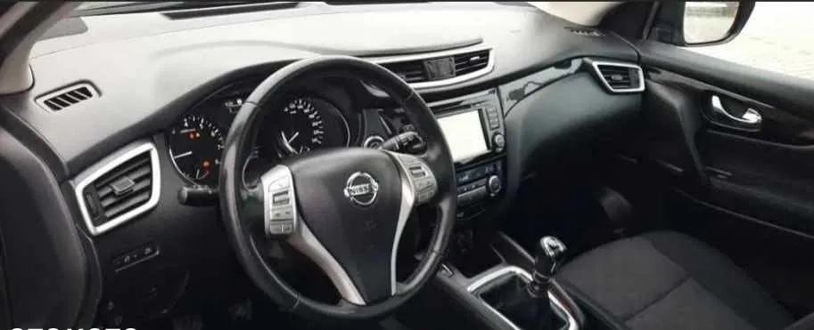 Nissan Qashqai cena 48000 przebieg: 126000, rok produkcji 2014 z Pajęczno małe 56